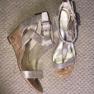 Donald J. Pliner Wedge